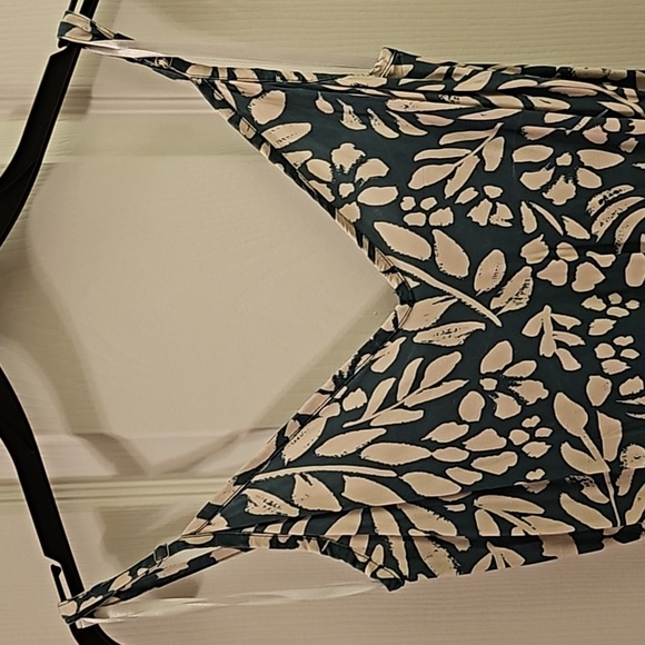 Kaia Dress in Fern (from Sample Sale) - Picture 5 of 7